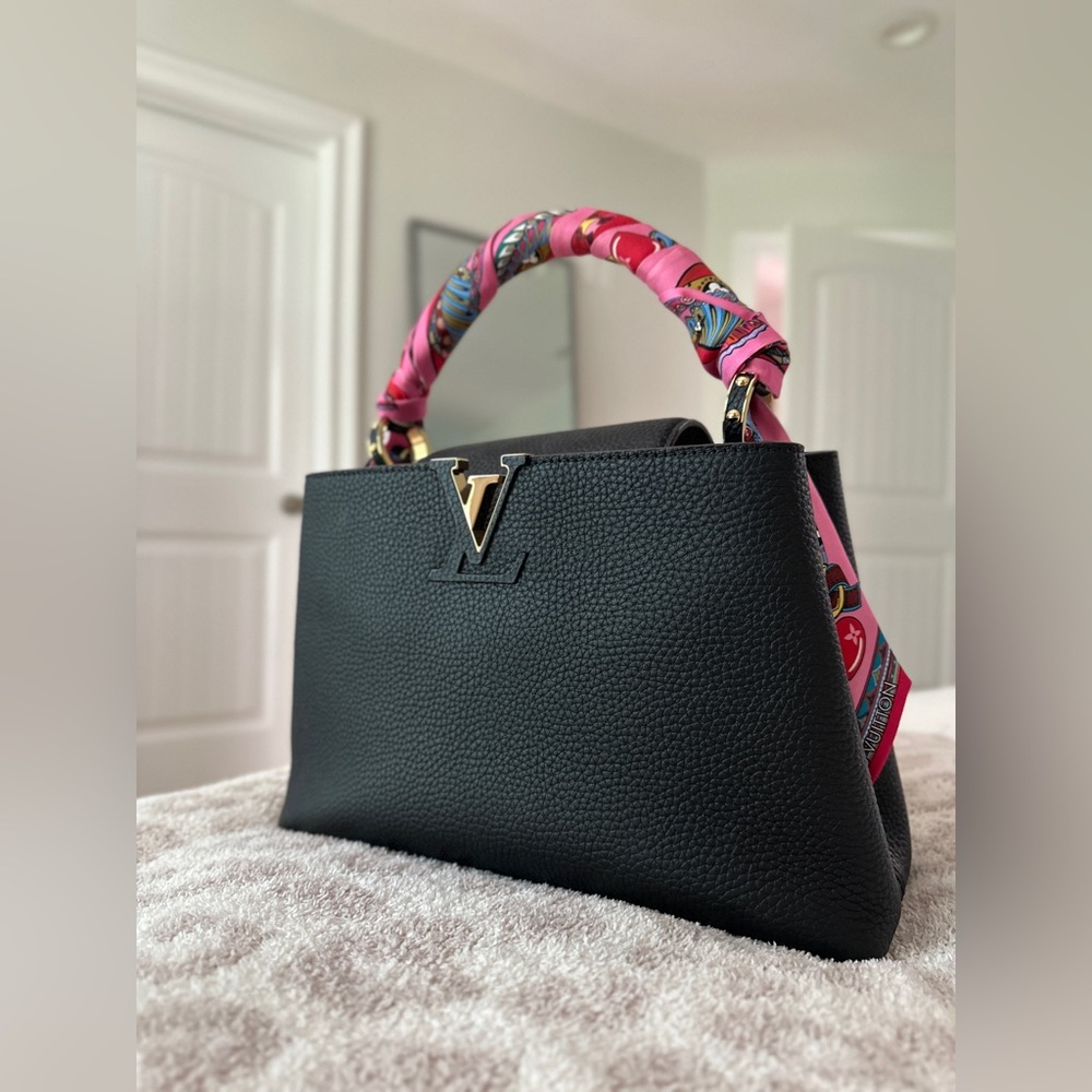 Louis Vuitton Capucines MM